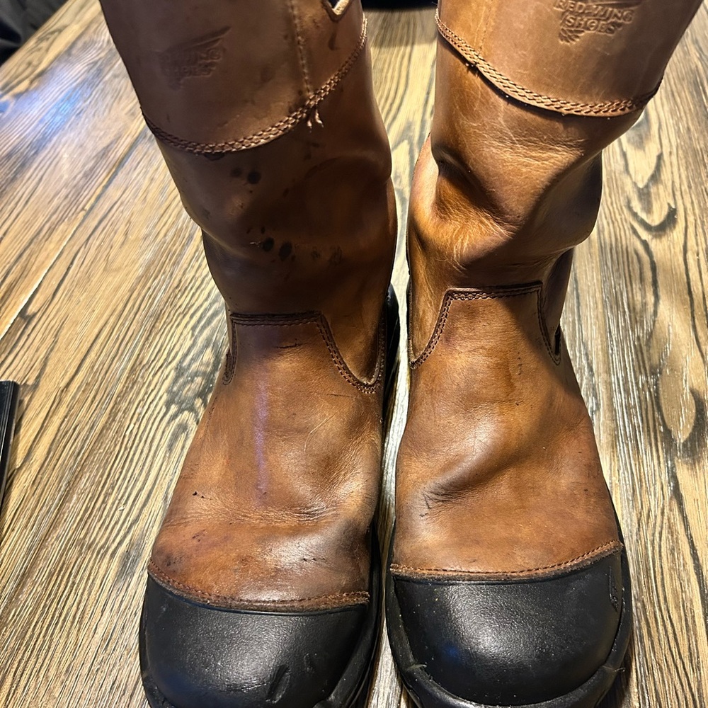 Red Wing Shoes Brown Leather Footwear. Composite toe, nick from demo saw not dee